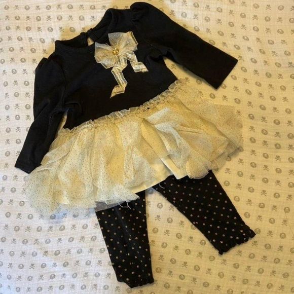 Nannette Baby Black and Gold Outfit